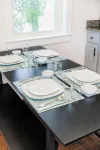 Spacious House on Sunset Lake 4 Br, 2 Baunit 2 on Top Floor