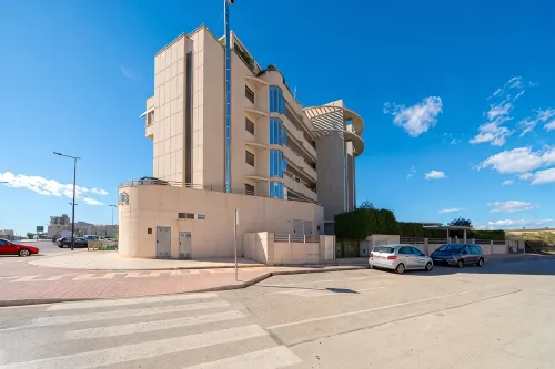 Luxury 2 Bed 2 Bath Apartment - Wifi
