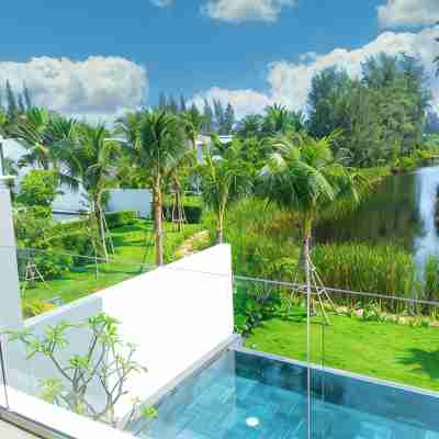 Luxury 4 Bedrooms Riverfront Villa Sanctuary Ho Tram- Cooking,BBQ & Pets allowed Fitness & Recreational Facilities