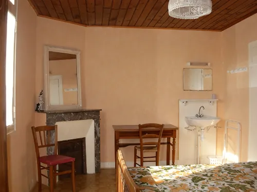 Rental for 8 per. 200 m from ocean, 900 m from town center