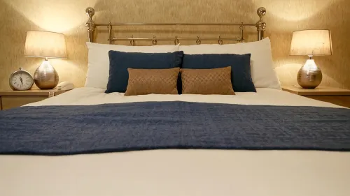 Trivelles Belforte Hotel , Sale, Manchester - M33 2AE - Homestays