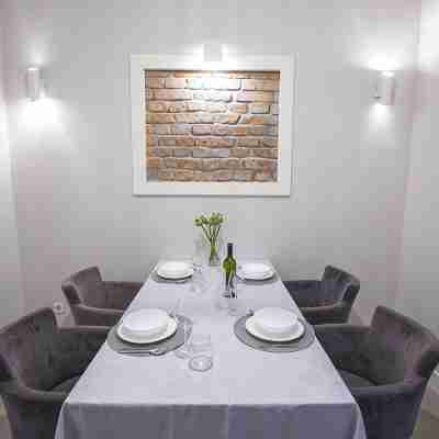 Deluxe apartment in the heart of Zagreb; 65m2; 150m from main square Dining/Meeting Rooms