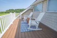 Secluded Waterfront Hideaway- Pet Friendly-Close to OBX and Duck Hunting - 4 stjerner