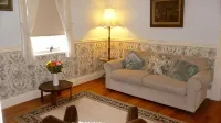 B&B on Piper - Beautiful Cottage Accommodation - Wi-Fi