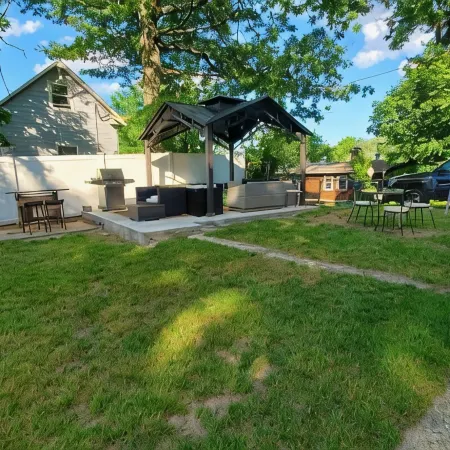 Charming &Spacious 3BD, 1BA, Fam-Friendly-Yard&Porch