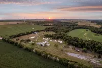 Charming Cabin in the Country, 25 mins from Waco, Texas