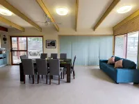 Spacious disability-friendly respite property only minutes from Smiths Beach! Hotels in Smiths Beach