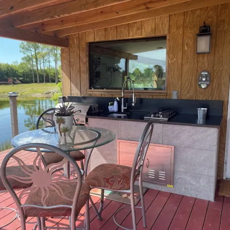 Luna’s Ranch - Little Lake House