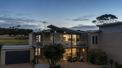 Shearwaters Appartment