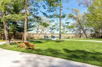 New Listing! Water Views w/ Hot Tub & Sauna