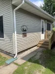 潛鳥鵜鶘湖小屋