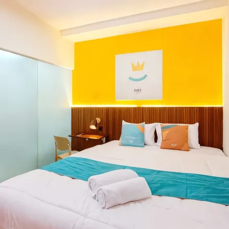 SANS FYBED Hotel Semarang