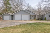 Spacious Custom Caseville home Steps 2 Beach/Woods