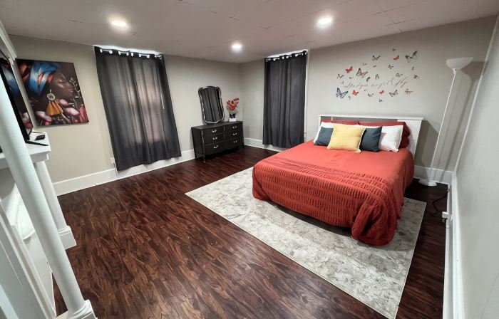 Cozy Upstairs Apartment