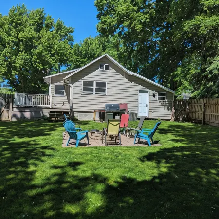 Arnolds Park Cabin with Kayaks, Bikes, and Golf Cart