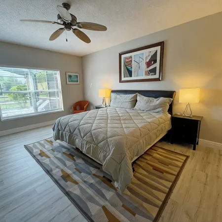Magnificent Lake View - Spacious 5-bdrm Pool Home - Close to Disney