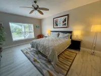 Magnificent Lake View - Spacious 5-bdrm Pool Home - Close to Disney - Scenic