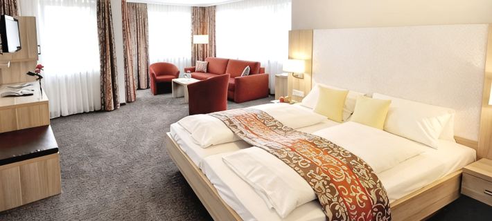 Hotel Hellers Twenty Four II -24h-Check-in- Hotels in Friedrichshafen