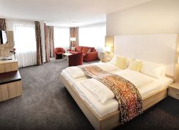 Hotel Hellers Twenty Four II -24h-Check-in-