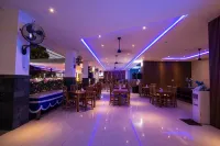 Central Inn Senggigi - 3-Star