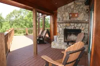 Awesome View 2500 Sqft Decks 8 Person Spa Mins to Blue Ridge Pkway & New River - Wifi