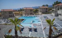 Sempre Viva Suites - Pools