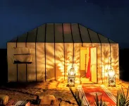 Majestic Luxury Tented - Bed and Breakfasts