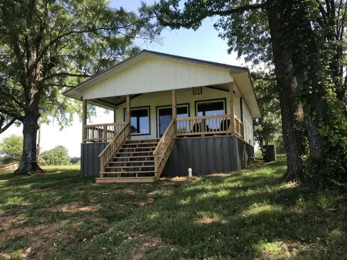 The Eagles Nest w/ Hot Tub- Natures Retreat!