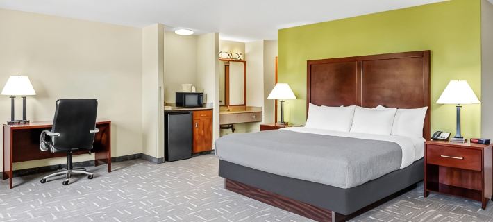 Quality Inn & Suites Vail Valley Hotels in Eagle County
