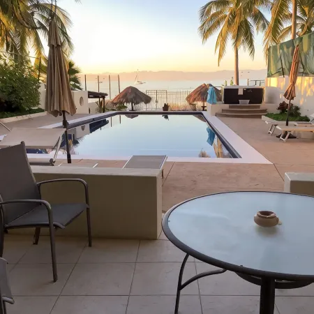 Beachfront condo - steps to sand and surf