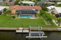 Punta Gorda Isles Updated 2b2b Canal Pool Home - Jan-March Weeks Available!