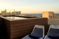Palais le Brun - Hot Tub