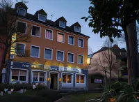 Hotel Leander - Parkplatz
