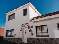 La Palma Hostel by Pension Central - Parkplatz