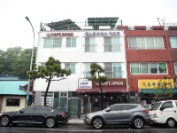 Yeosu Amor Hostel Отели рядом с достопримечательностью «Маяк Хамель»