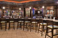 Ramada Plaza by Wyndham Sheridan Hotel & Convention Center - bar