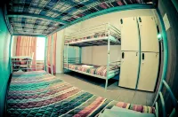 Be Zaragoza Hostel