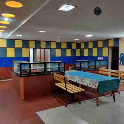 Bedspace Living Dining/Meeting Rooms