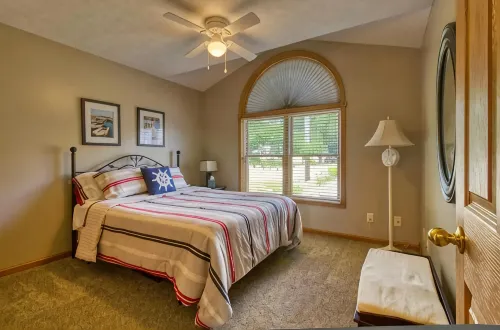 All-Sports Lakefront, Pier/Slip, Kayaks, 3Bd/2.5Ba, Sleeps 10