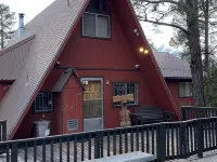 Doe Cabin Cozy Retreat Among the Pines Hoteles en Heber-Overgaard