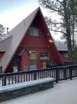 Doe Cabin Cozy Retreat Among the Pines - Wifi