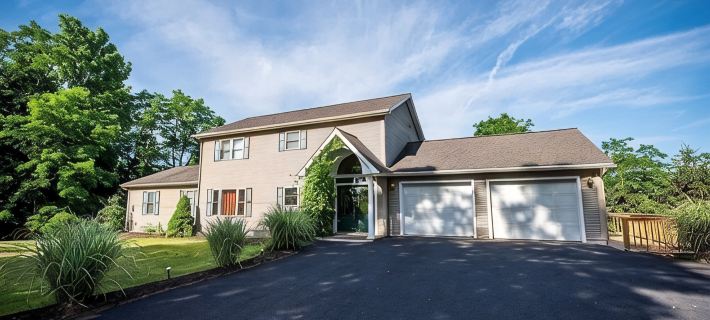 200' of private waterfront, hot tub & kayaks Hotels in Cayuga County