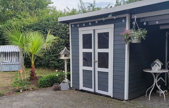 Sunny, well-equipped apartment, 5 minutes to the lake