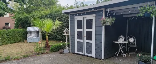 Sunny, well-equipped apartment, 5 minutes to the lake