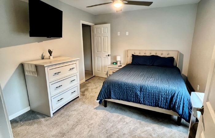 Sunsets at Angola on the Lake Charming 3-bedroom townhome