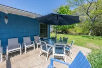 Montauk Beach Retreat — 3Br, Steps to Beach, BBQ, Patio & Outdoor Shower - 4-Star