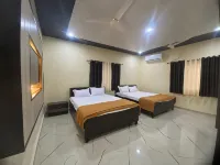 Sea Shell Beach Resort Отели в г. Дивеагар