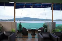 Sea Deck - Airport Shuttle