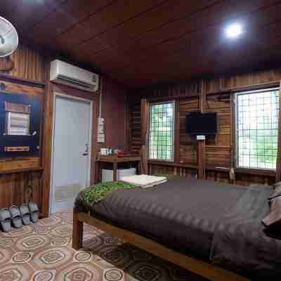 Akchanok Homestay - Nature Retreat Rooms