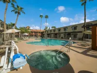 Quality Inn & Suites Goodyear - Phoenix West Hotele w: Goodyear